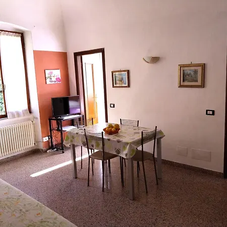 Casa Augusto With Seaview מונטרוסו אל מארה